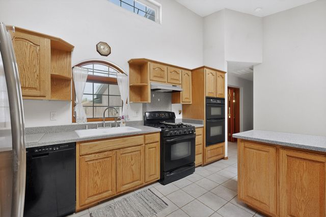13 Maestas Road, Belen, NM 87002