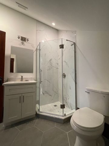 41 Summer St 18, Leominster, MA 01453