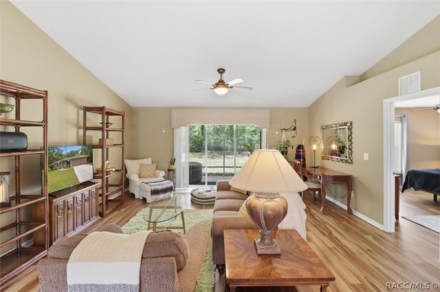 431 W Mac Place, Citrus Springs, FL 34434