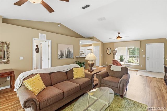 431 W Mac Place, Citrus Springs, FL 34434