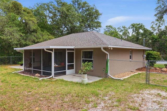431 W Mac Place, Citrus Springs, FL 34434