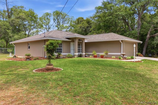 431 W Mac Place, Citrus Springs, FL 34434
