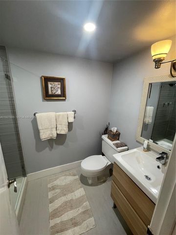 200 Leslie Dr 622, Hallandale Beach, FL 33009