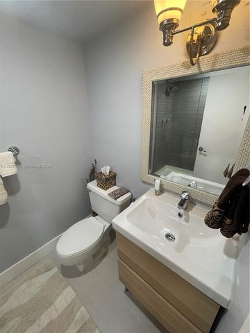 200 Leslie Dr 622, Hallandale Beach, FL 33009