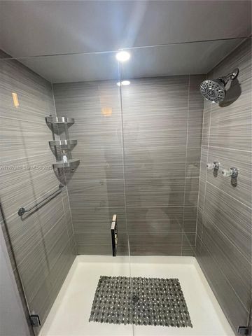 200 Leslie Dr 622, Hallandale Beach, FL 33009