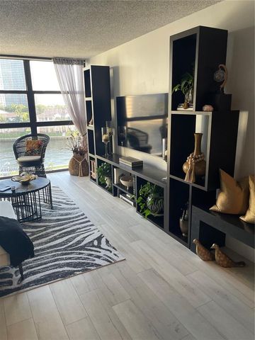 200 Leslie Dr 622, Hallandale Beach, FL 33009