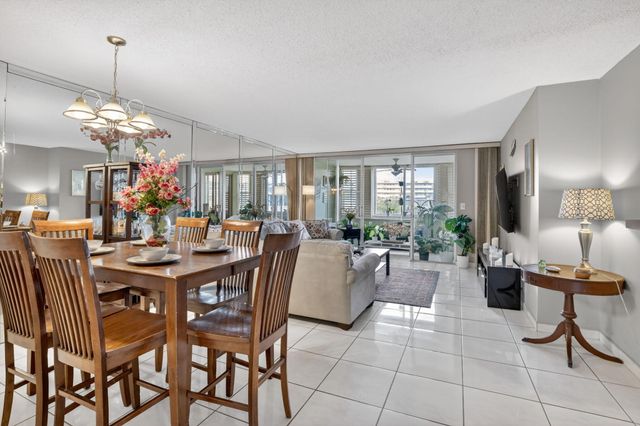 1690 NE 191st Street 408-1, Miami, FL 33179