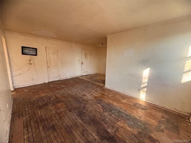 47-22 215th Place 3D, Bayside, NY 11361