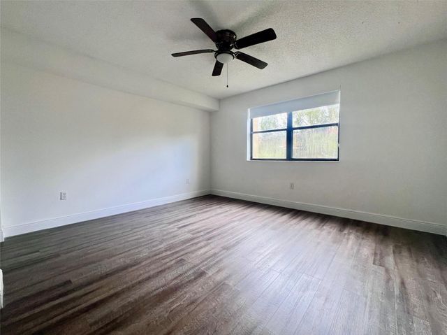 17350 NW 68th Avenue 300-419, Hialeah, FL 33015