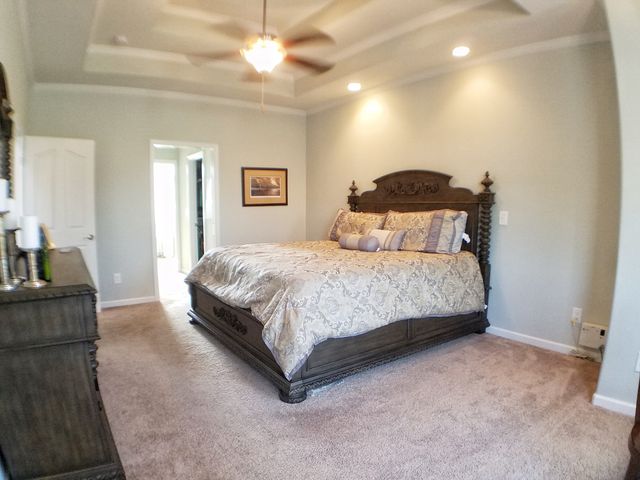 3145 Randle Brothers Ln, Clarksville, TN 37043