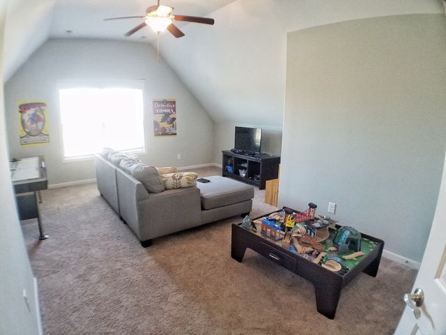 3145 Randle Brothers Ln, Clarksville, TN 37043