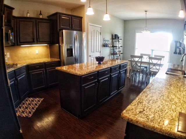 3145 Randle Brothers Ln, Clarksville, TN 37043