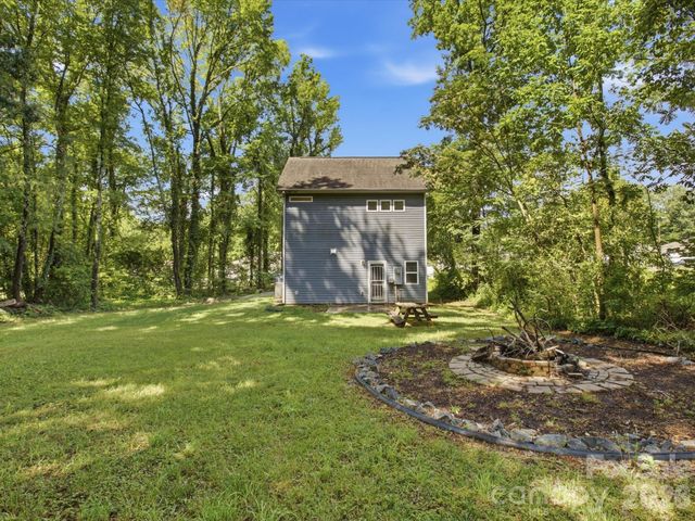 1609 Ronald Street, Charlotte, NC 28216