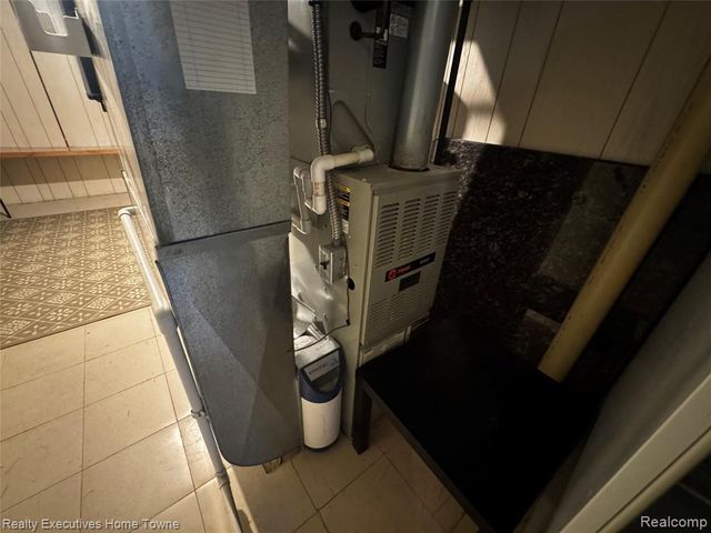 5766 Northfield Parkway 574, Troy, MI 48098