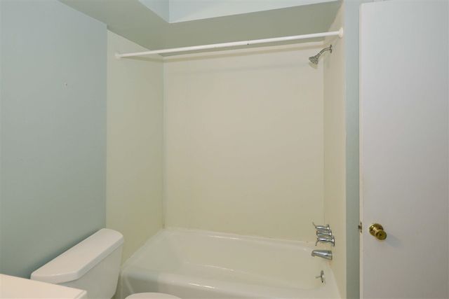 616 Lynn Avenue 23, Kalamazoo, MI 49008