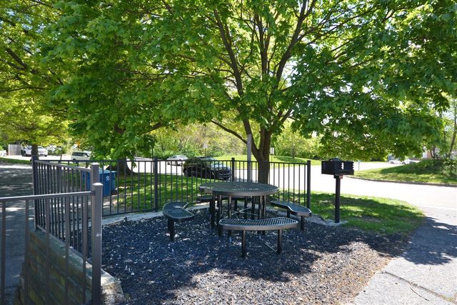 616 Lynn Avenue 23, Kalamazoo, MI 49008