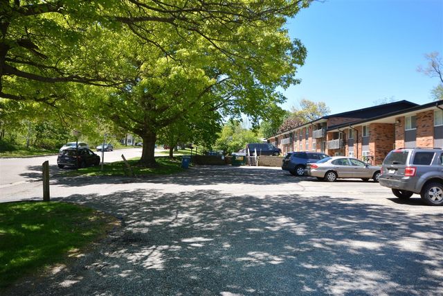 616 Lynn Avenue 23, Kalamazoo, MI 49008