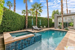 641 Dunes Court, Palm Springs, CA 92264