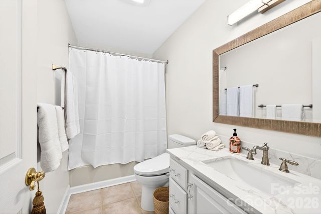153 Skyview Circle, Asheville, NC 28804