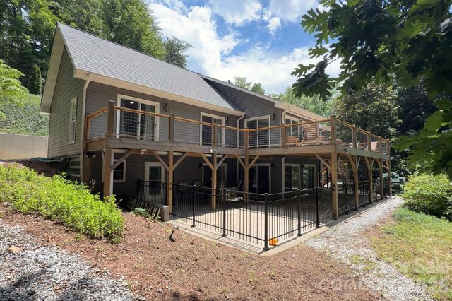 153 Skyview Circle, Asheville, NC 28804