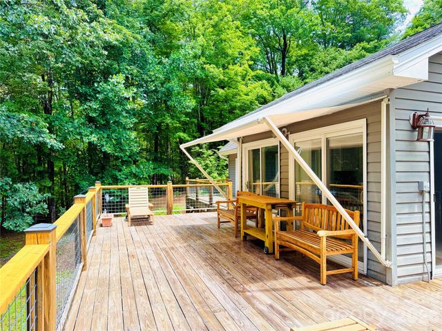 153 Skyview Circle, Asheville, NC 28804