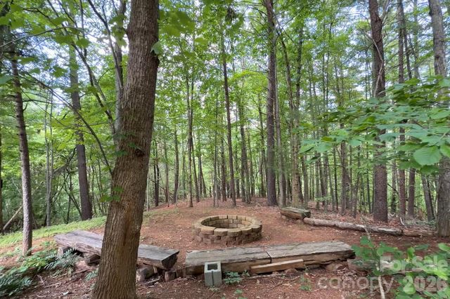 153 Skyview Circle, Asheville, NC 28804