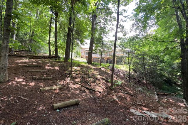 153 Skyview Circle, Asheville, NC 28804