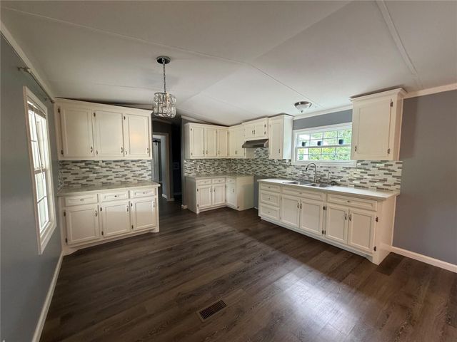 4608 Oak Drive, Brazoria, TX 77422