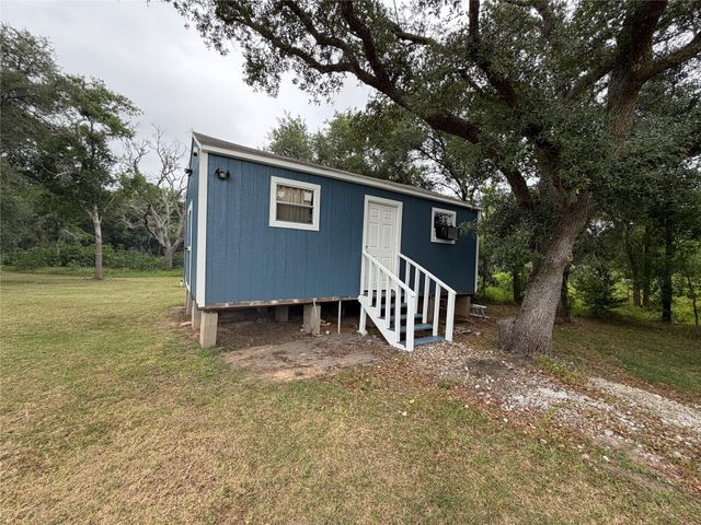 4608 Oak Drive, Brazoria, TX 77422