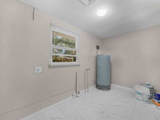 3131 LINDA DRIVE, Lakeland, FL 33810