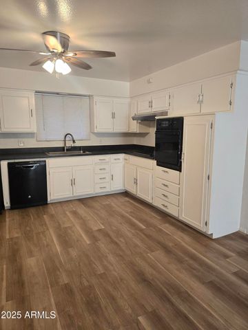 3307 W ALTADENA Avenue, Phoenix, AZ 85029