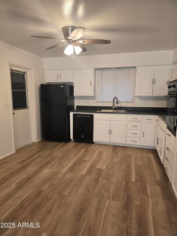 3307 W ALTADENA Avenue, Phoenix, AZ 85029