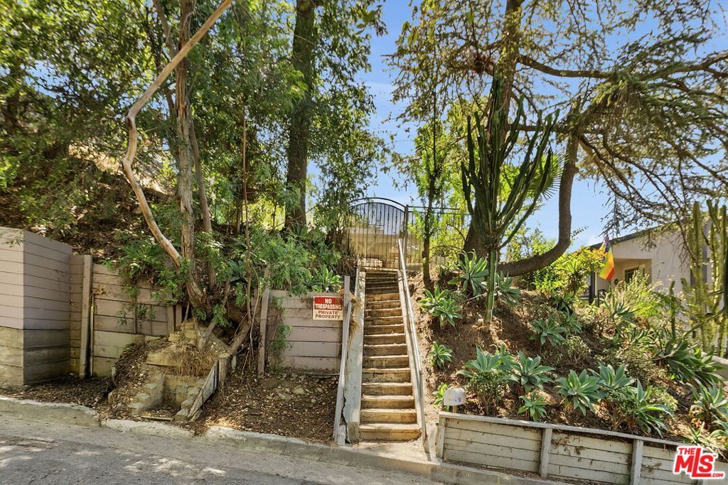 616 Coleman Avenue, Los Angeles, CA 90042 — photo 2