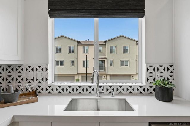 14007 Lilah Lane, San Diego, CA 92128