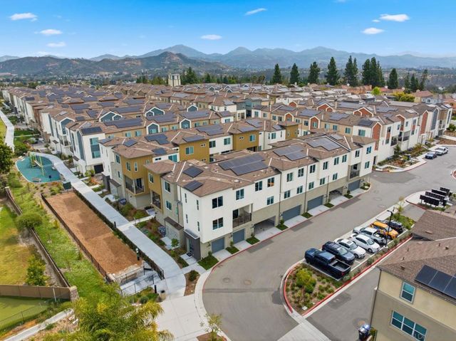 14007 Lilah Lane, San Diego, CA 92128