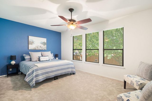 366 Matthews LN, Kyle, TX 78640