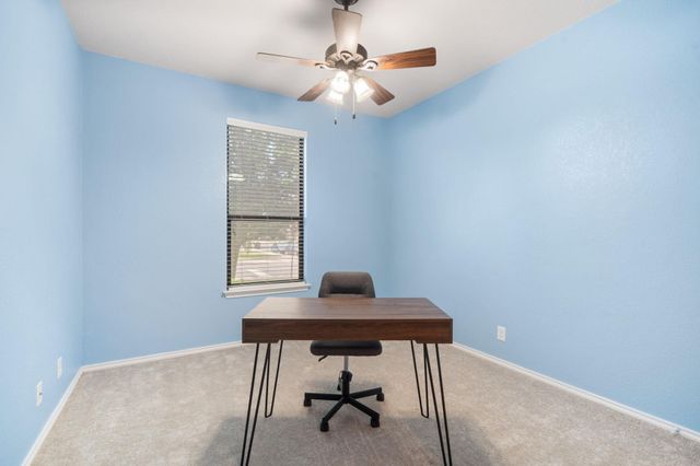 366 Matthews LN, Kyle, TX 78640