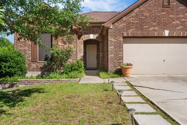 366 Matthews LN, Kyle, TX 78640