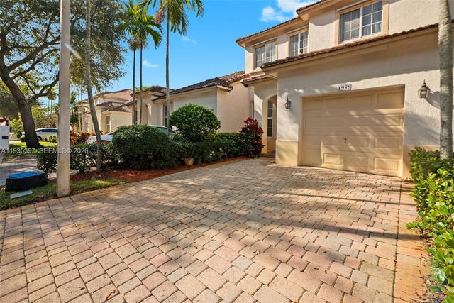 1958 NW 79th Way, Pembroke Pines, FL 33024