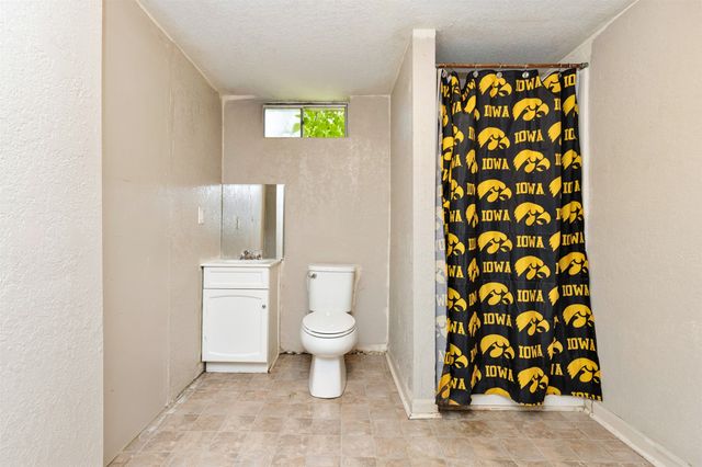 4429 SE 6th Street, Des Moines, IA 50315
