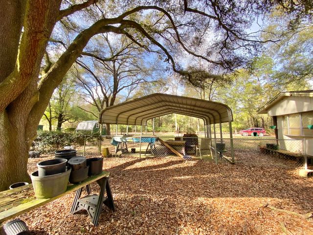 3210 Wells Avenue, Crestview, FL 32539