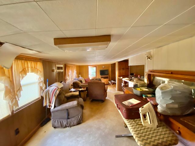 3210 Wells Avenue, Crestview, FL 32539