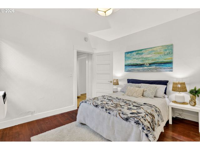 3827 Se LINCOLN St, Portland, OR 97214