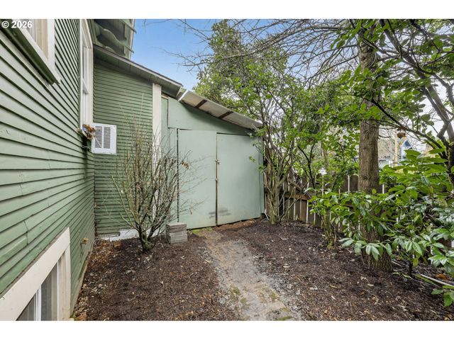 3827 Se LINCOLN St, Portland, OR 97214