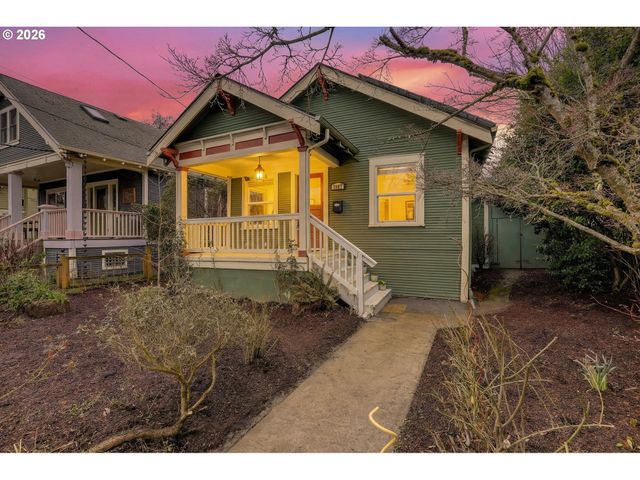 3827 Se LINCOLN St, Portland, OR 97214