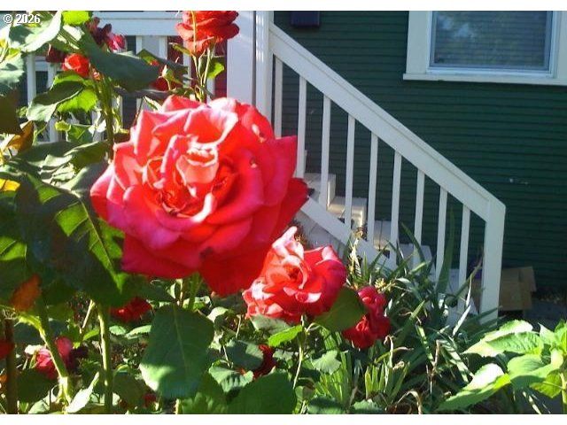 3827 Se LINCOLN St, Portland, OR 97214