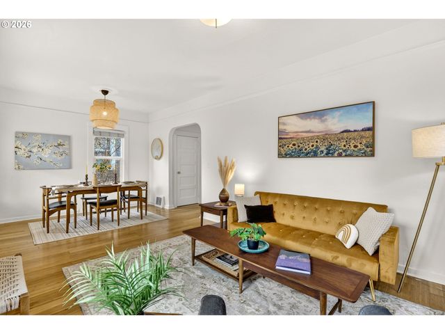 3827 Se LINCOLN St, Portland, OR 97214