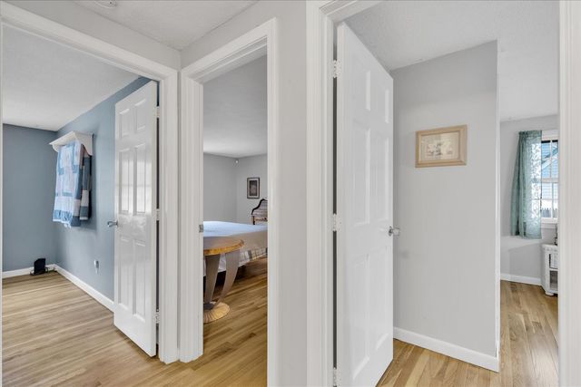 27 Lietrim Circle, Centerville, MA 02632