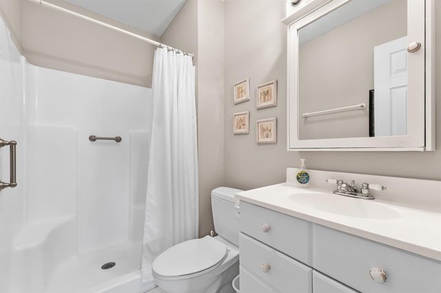 6426 Chasewood Drive E, Jupiter, FL 33458