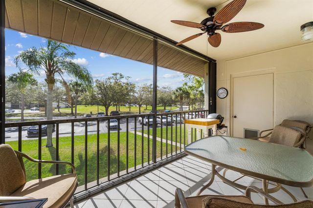 6426 Chasewood Drive E, Jupiter, FL 33458